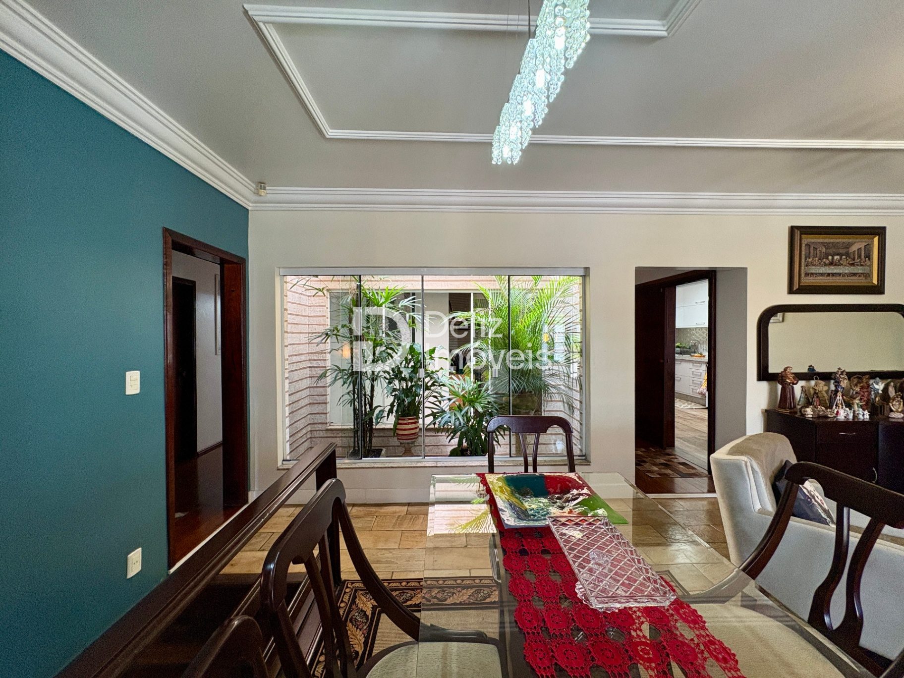 Seu refúgio no centro de Xanxerê - Casa com sala comercial - Foto 4
