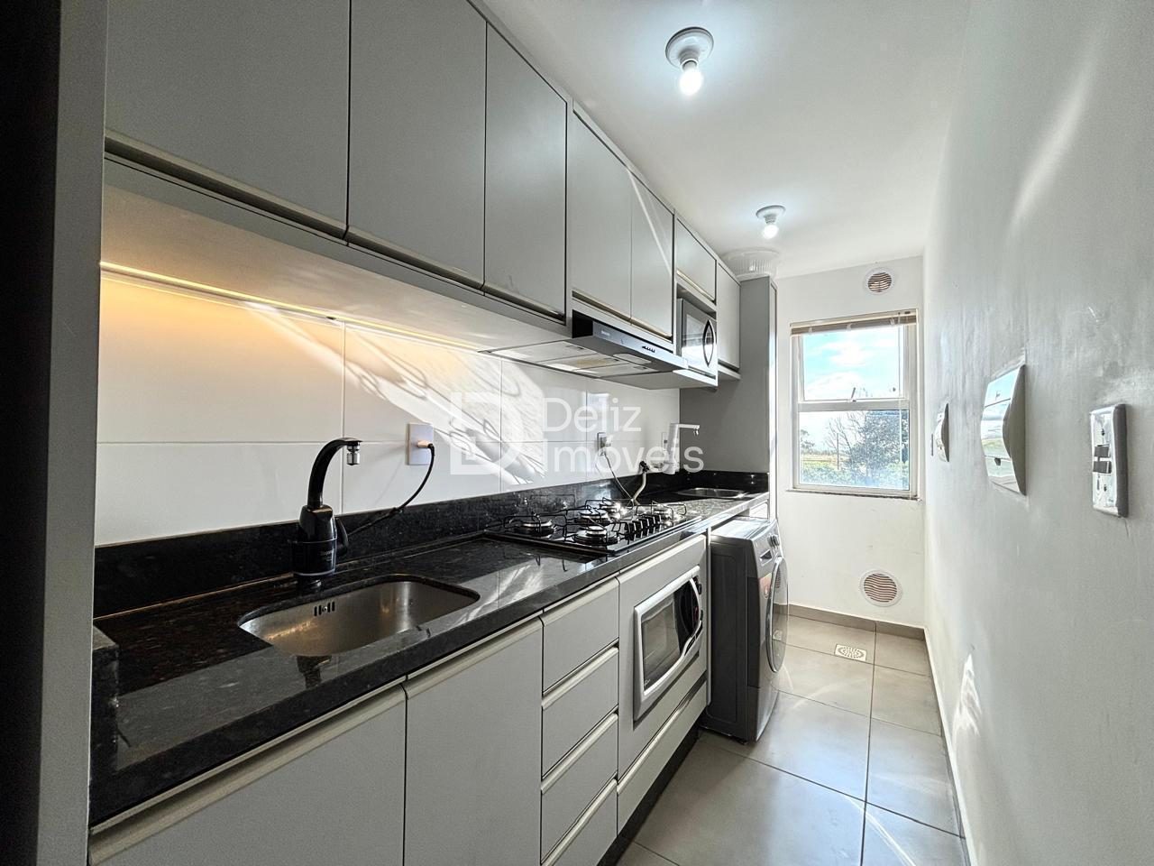 Apartamento semi-mobiliado